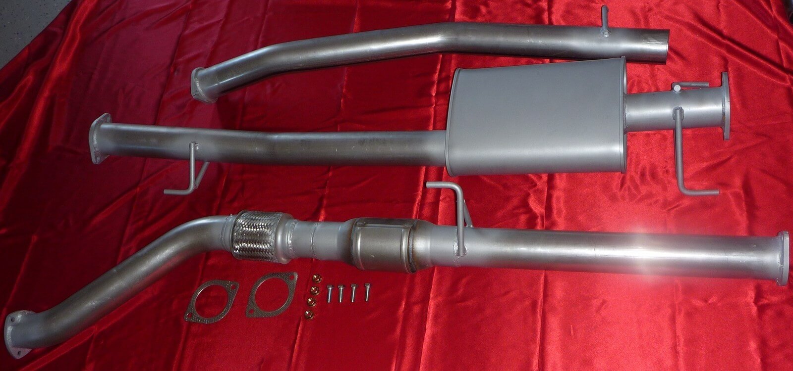 Toyota Hilux Ute 3.0L 2005 2015 3" Exhaust 4x4 Turbo Diesel with cat 409 Stainless Steel 3